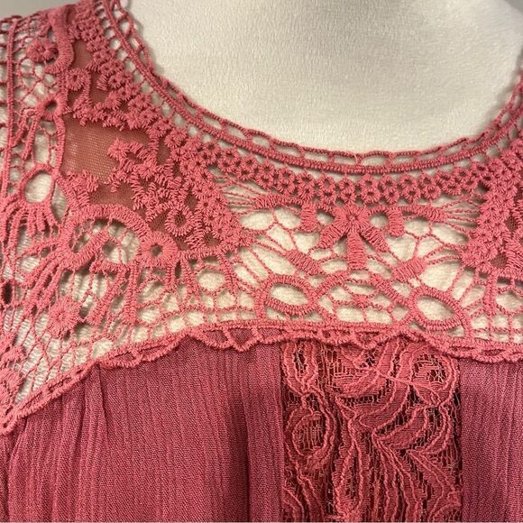 Bohemian a-line Sleeveless scoop neck mini dress with lace details - Picture 3 of 15